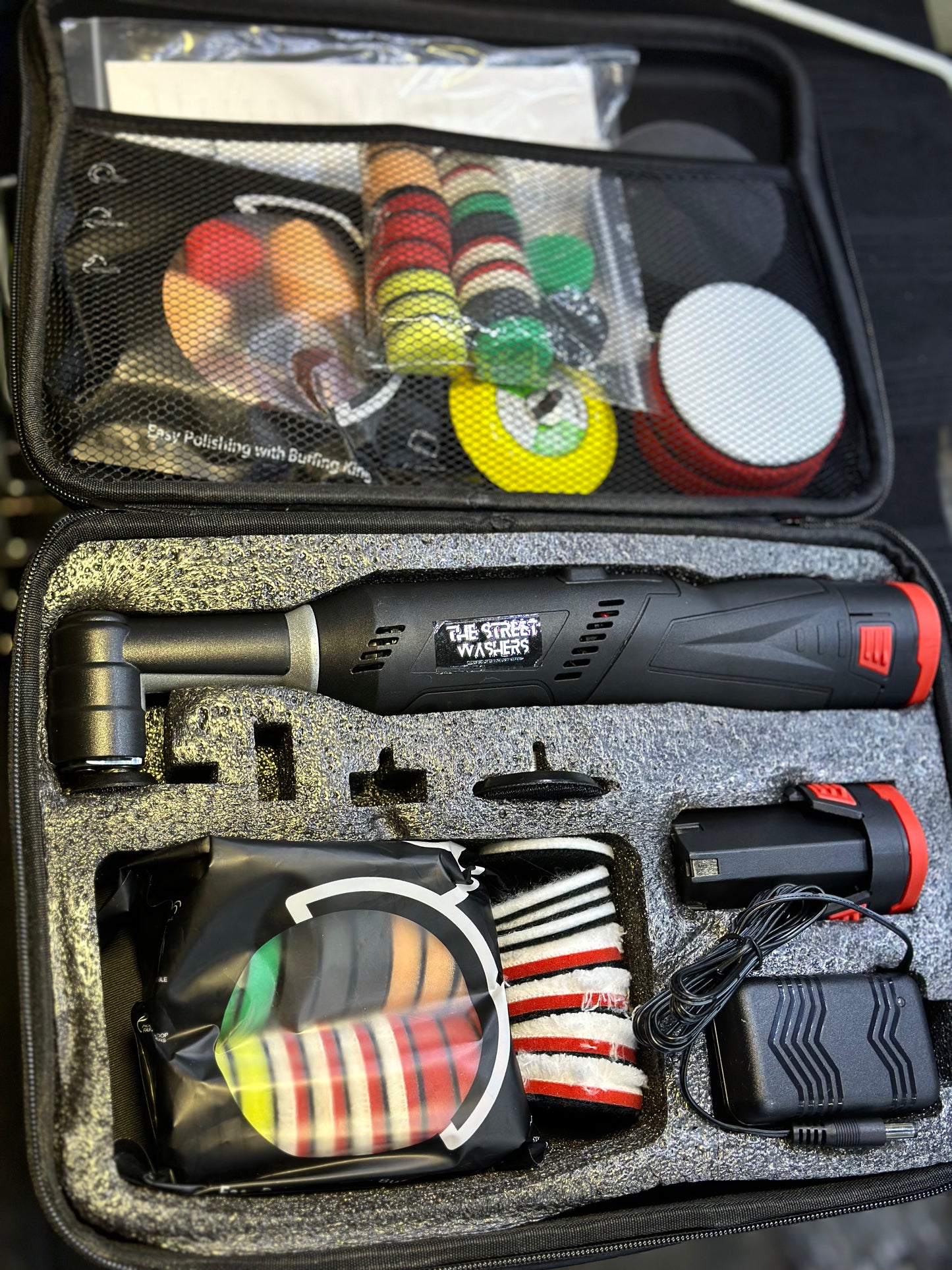 Mini-polisseuse sans fil 12V orbitale & rotative avec 76 accessoires